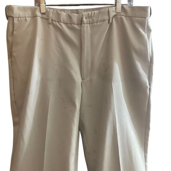 Men’s Ben Hogan Tan Casual Pants Size 40/30 - Picture 2 of 10